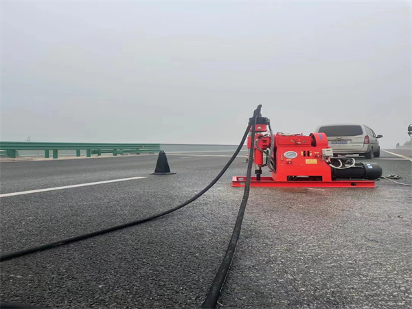 青县马路路基路面开裂下沉注浆加固灌浆